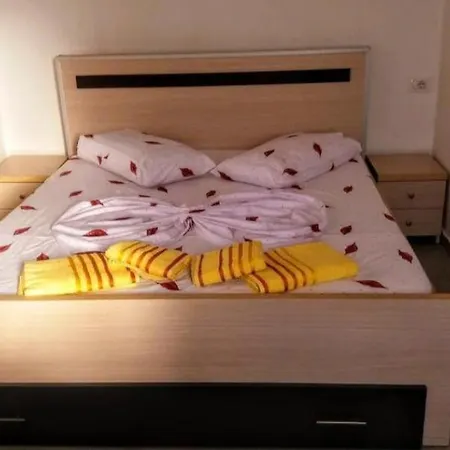 公寓 Apartament Gerdani