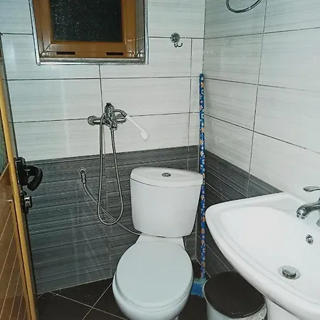 Apartament Gerdani Apartment *