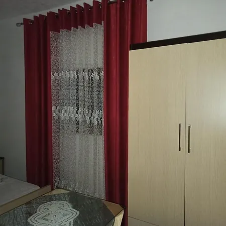 Apartament Gerdani Apartment *